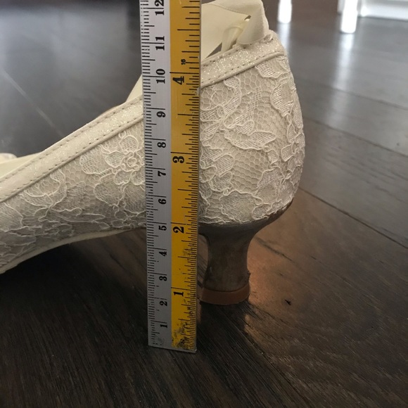 Custom-made Bridal Shoes - Picture 14 of 16